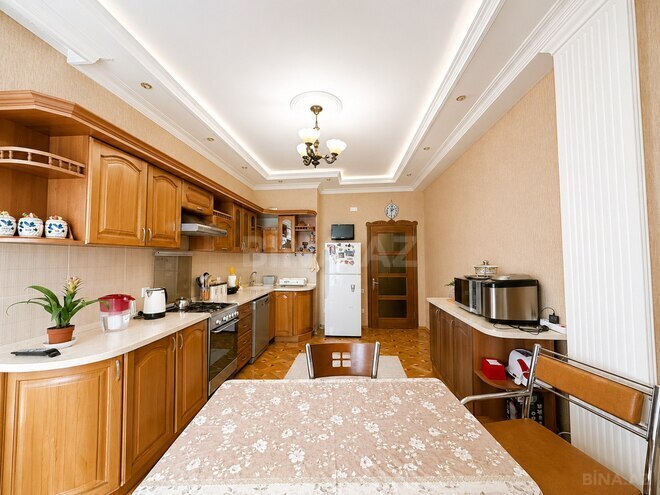 Satılır 3 otaqlı yeni tikili 140 m², İnşaatçılar m., photo 12 from 18