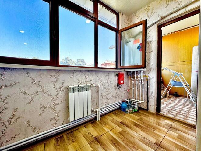 Satılır 2 otaqlı köhnə tikili 65 m², Qara Qarayev m., photo 6 from 14