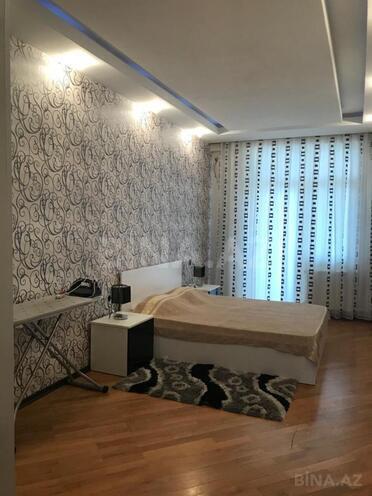 Сдаётся 3-комн. новостройка 140 м², м. 28 мая, photo 1 from 14