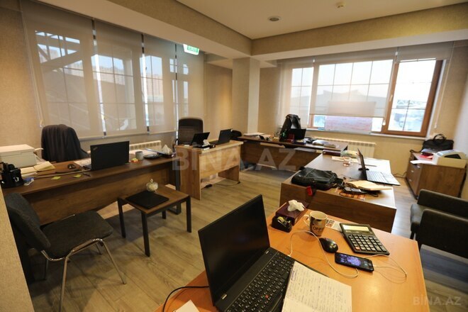 İcarəyə verilir 11 otaqlı ofis 490 m², Qara Qarayev m., photo 18 from 20