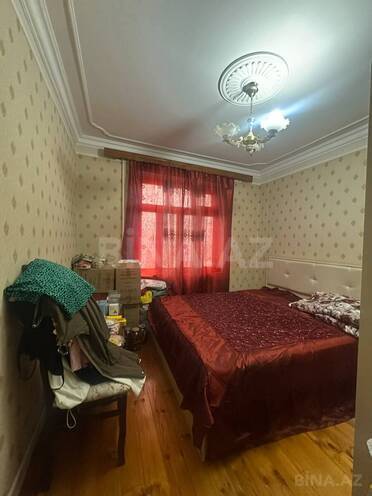 Satılır 5 otaqlı köhnə tikili 105 m², Bakıxanov q., photo 8 from 18