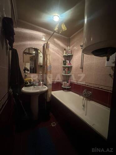 Satılır 5 otaqlı köhnə tikili 105 m², Bakıxanov q., photo 14 from 18