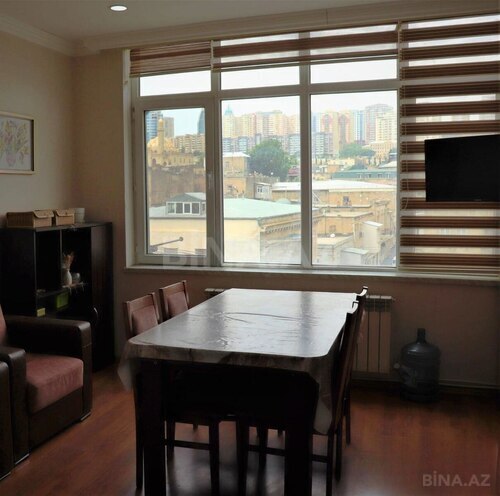 Продаётся 3-комн. вторичка 80 м², м. Низами, photo 9 from 19