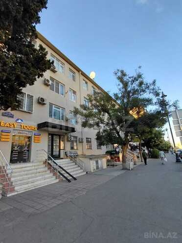 Satılır 2 otaqlı köhnə tikili 55 m², Gənclik m., photo 3 from 11