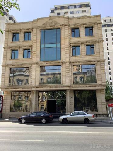Сдаётся  объект 1 800 м², Насиминский  р., photo 1 from 19