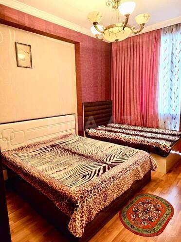 Сдаётся 3-комн. новостройка 100 м², Насиминский  р., photo 11 from 19