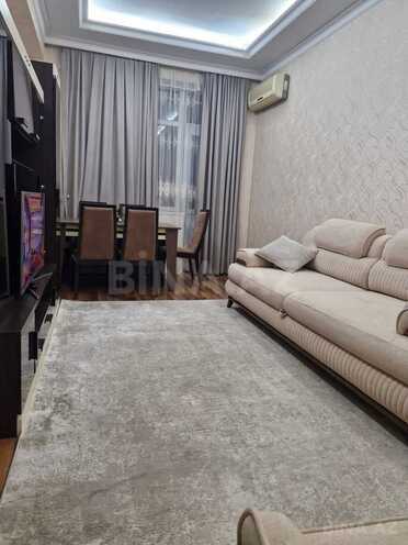 Satılır 2 otaqlı yeni tikili 70 m², Xalqlar Dostluğu m., photo 1 from 14