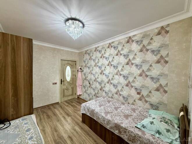 Продаётся 4-комн. вторичка 110 м², м. Халглар Достлугу, photo 13 from 25