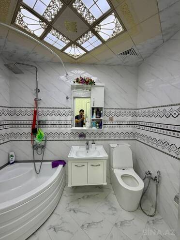 Продаётся 4-комн. вторичка 110 м², м. Халглар Достлугу, photo 24 from 25