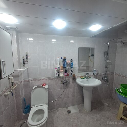 Продаётся 3-комн. вторичка 80 м², м. Нефтчиляр, photo 12 from 16