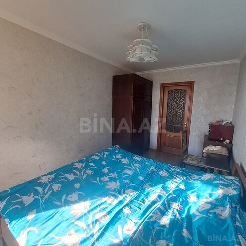 Продаётся 3-комн. вторичка 80 м², м. Нефтчиляр, photo 6 from 16