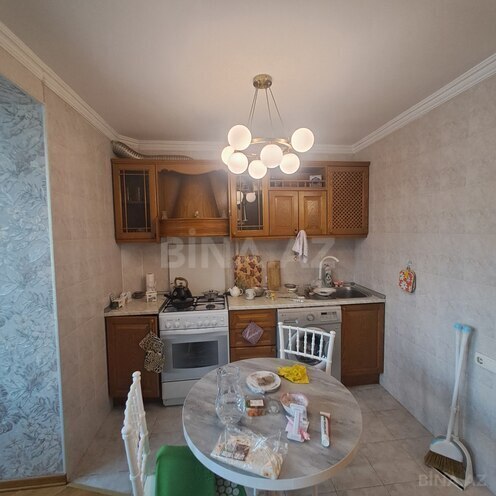 Продаётся 3-комн. вторичка 80 м², м. Нефтчиляр, photo 11 from 16
