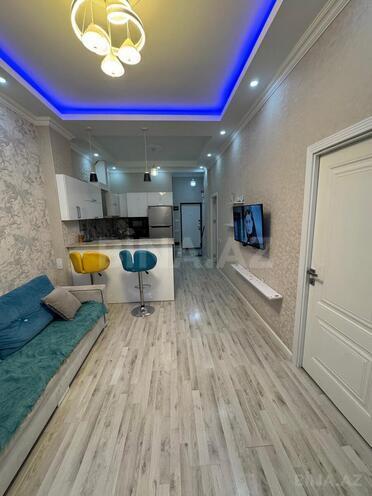 Сдаётся 2-комн. вторичка 60 м², м. Иншаатчылар, photo 3 from 14