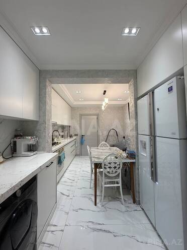 Продаётся 4-комн. вторичка 110 м², м. Халглар Достлугу, photo 6 from 22