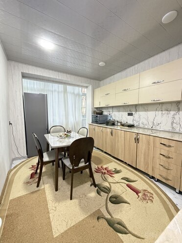 Satılır 2 otaqlı köhnə tikili 60 m², Bakıxanov q., photo 12 from 18