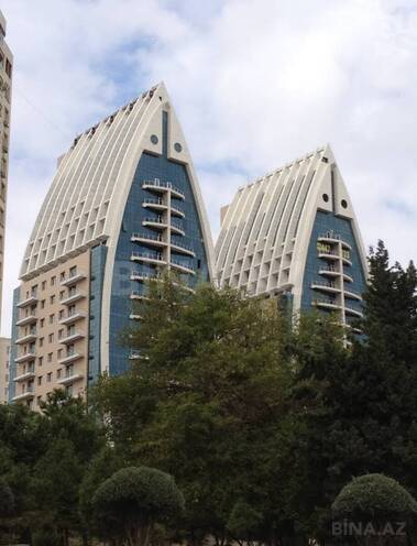 Продаётся 3-комн. новостройка 148 м², м. Ичеришехер, photo 1 from 20