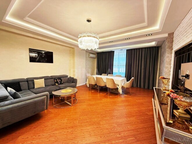Сдаётся 3-комн. новостройка 150 м², м. Элмляр Академиясы, photo 4 from 19