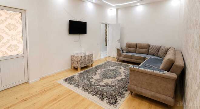 Сдаётся 2-комн. новостройка 70 м², м. Иншаатчылар, photo 1 from 11