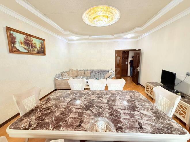 Продаётся 2-комн. новостройка 95 м², м. Иншаатчылар, photo 4 from 14