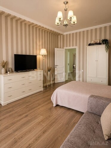 Продаётся 3-комн. новостройка 162 м², м. Низами, photo 6 from 10