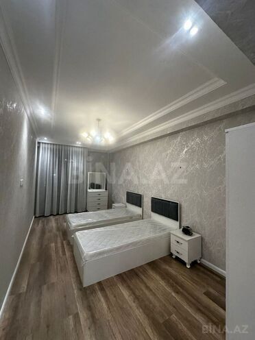 İcarəyə verilir 3 otaqlı yeni tikili 110 m², 28 May m., photo 5 from 7