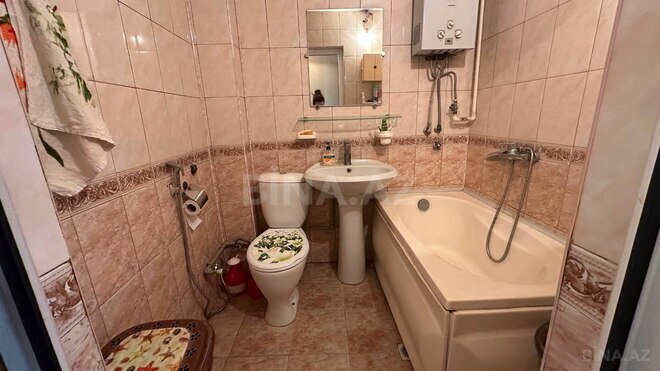 Продаётся 2-комн. вторичка 42 м², м. Элмляр Академиясы, photo 11 from 15