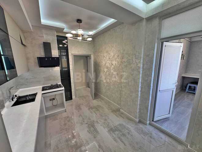 Продаётся 3-комн. новостройка 105 м², м. Кара Караев, photo 13 from 18