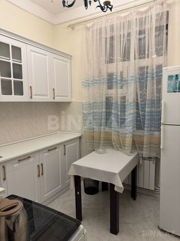 İcarəyə verilir 2 otaqlı köhnə tikili 76 m², Nizami m., photo 9 from 14