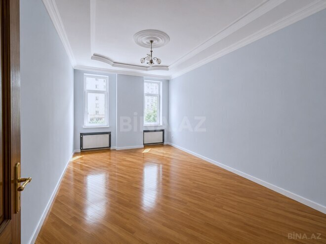 Satılır 3 otaqlı yeni tikili 125 m², İnşaatçılar m., photo 4 from 16