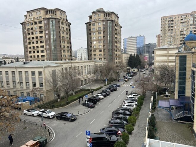 Сдаётся 5-комн. офис 225 м², м. Низами, photo 3 from 16