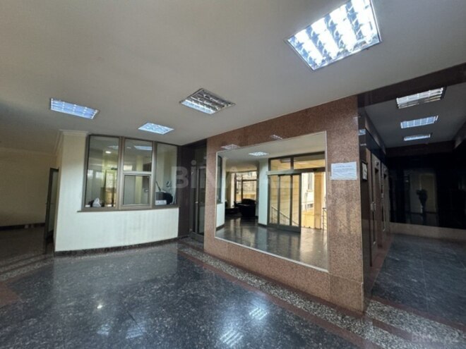 Сдаётся 5-комн. офис 225 м², м. Низами, photo 12 from 16