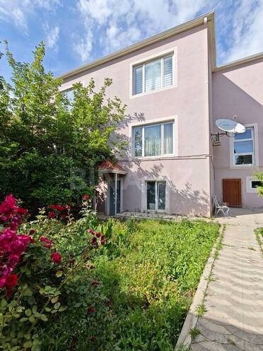 Satılır 7 otaqlı həyət evi/bağ evi 340 m², Bakıxanov q., photo 1 from 26