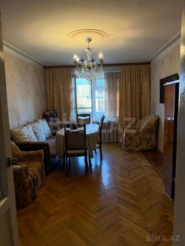 Продаётся 3-комн. вторичка 65 м², м. Иншаатчылар, photo 5 from 9