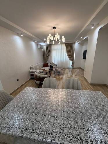 Сдаётся 3-комн. новостройка 148 м², м. 8 ноября, photo 3 from 15