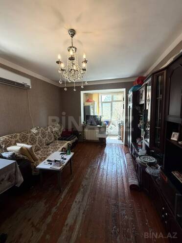 Продаётся 2-комн. вторичка 40 м², м. Ази Асланов, photo 6 from 12