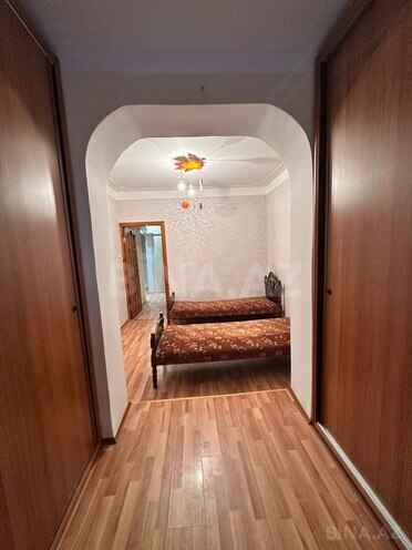 Сдаётся 3-комн. вторичка 75 м², м. Элмляр Академиясы, photo 9 from 15