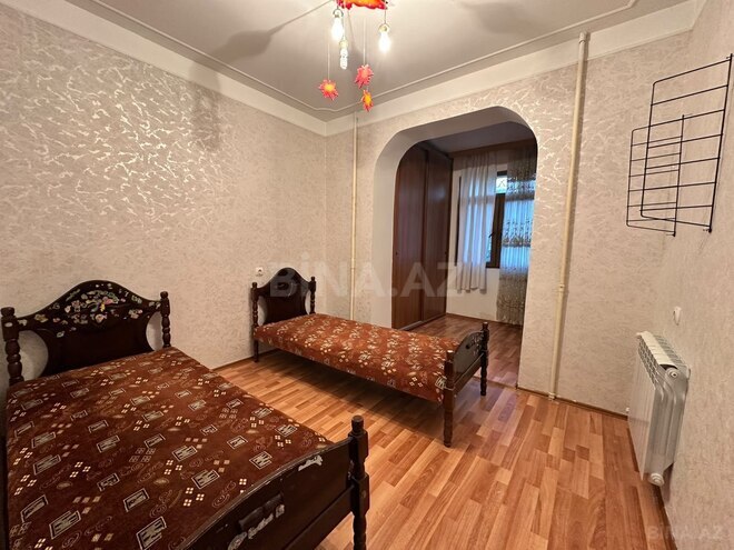 Сдаётся 3-комн. вторичка 75 м², м. Элмляр Академиясы, photo 10 from 15