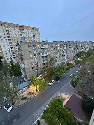 Satılır 3 otaqlı köhnə tikili 80 m², Əhmədli m., photo 1 from 9