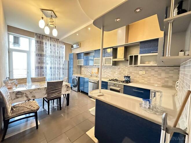 Продаётся 4-комн. новостройка 195 м², м. Элмляр Академиясы, photo 17 from 19
