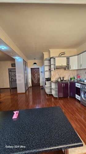 Продаётся 2-комн. новостройка 70 м², Абшеронcкий  р., photo 1 from 14