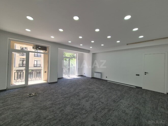 Сдаётся  объект 500 м², Насиминский  р., photo 1 from 19