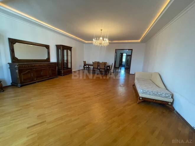 Сдаётся 3-комн. новостройка 180 м², м. Низами, photo 6 from 14