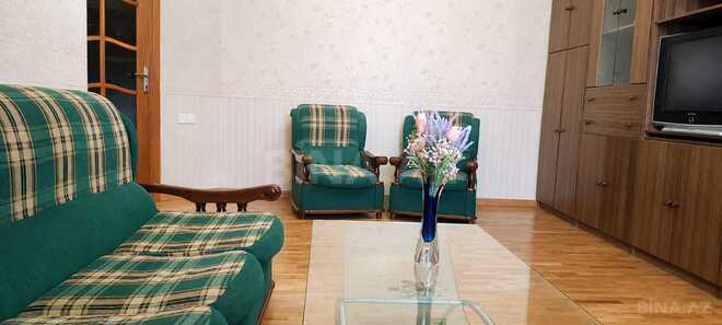 Сдаётся 2-комн. новостройка 80 м², м. 20 января, photo 1 from 14