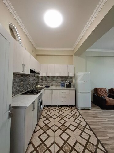 Сдаётся 2-комн. новостройка 70 м², Бинагадинский р., photo 7 from 23