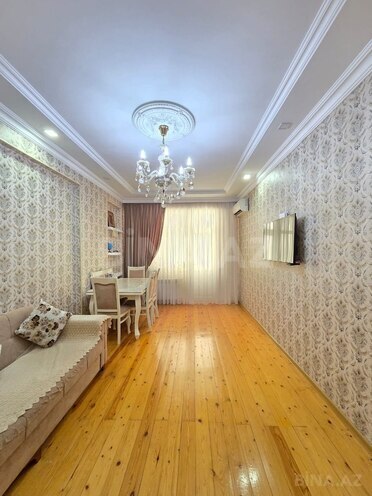 Продаётся 2-комн. новостройка 62 м², Абшеронcкий  р., photo 1 from 19