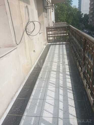 Satılır 5 otaqlı köhnə tikili 160 m², 28 May m., photo 15 from 17