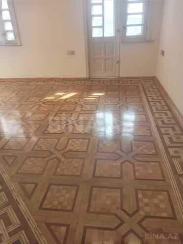 Satılır 5 otaqlı köhnə tikili 160 m², 28 May m., photo 5 from 17