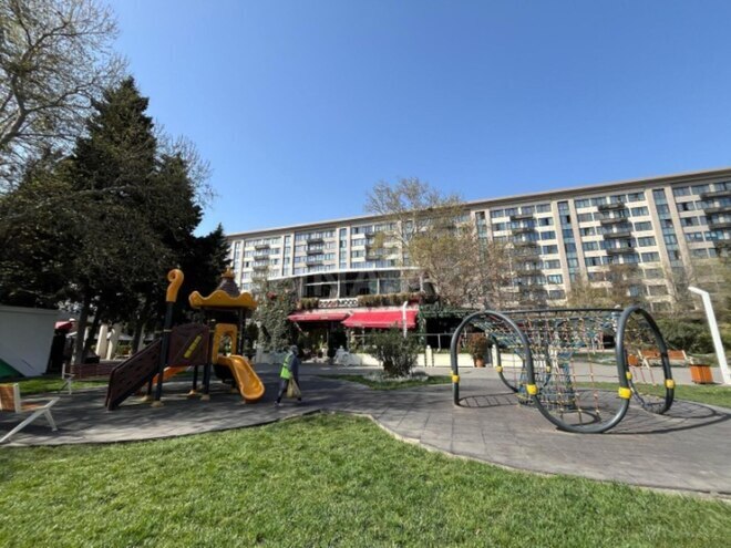 Satılır 4 otaqlı köhnə tikili 110 m², Gənclik m., photo 3 from 15