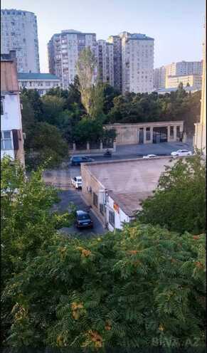 İcarəyə verilir 2 otaqlı köhnə tikili 45 m², İnşaatçılar m., photo 9 from 12