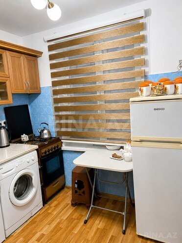 Продаётся 2-комн. вторичка 56 м², м. Иншаатчылар, photo 5 from 7